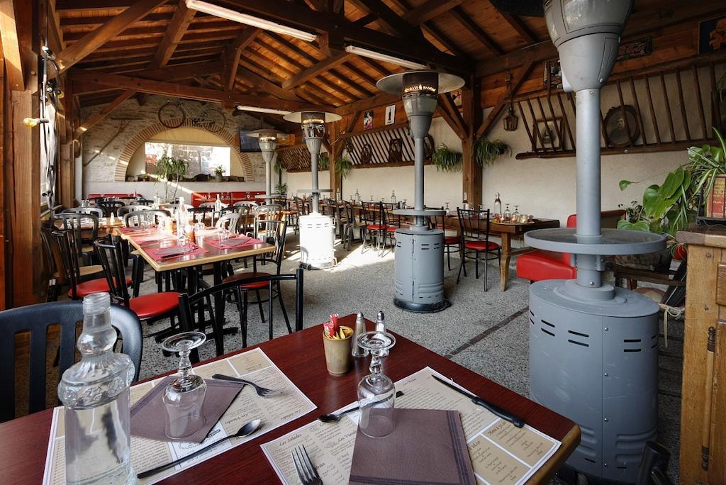Hôtel Restaurant Chez Pito Busque Extérieur photo